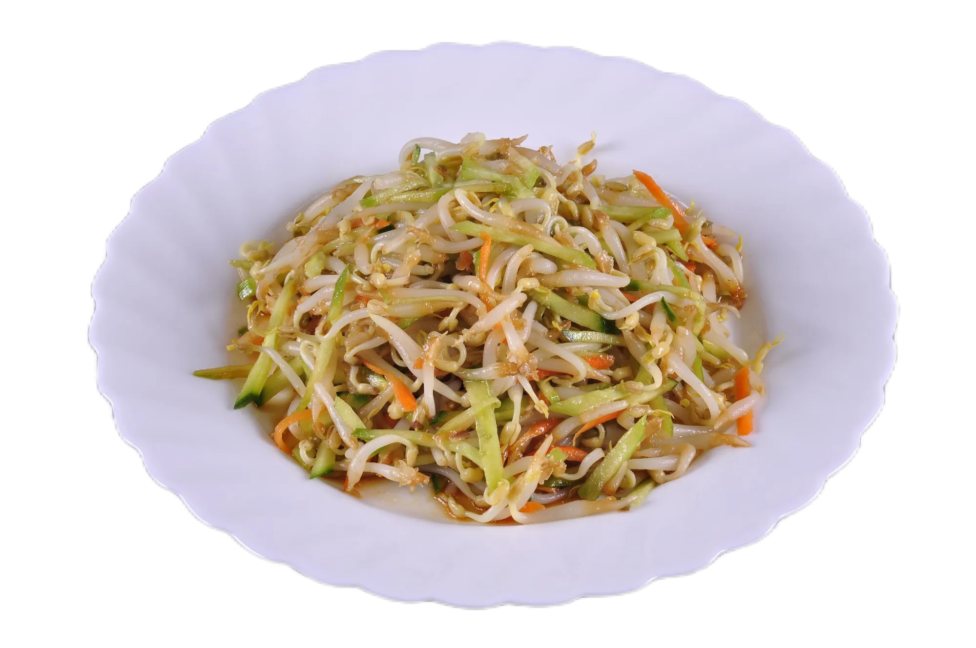 Салата от кълнове, краставици и моркови